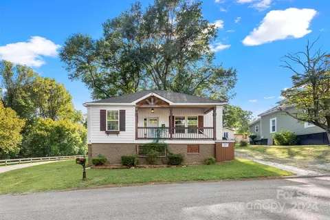 17 2nd St, Cramerton, NC 28032