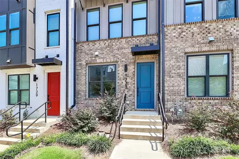 1733 Dunavant St, Charlotte, NC 28203