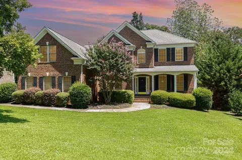 2801 Swinton Ct, Waxhaw, NC 28173