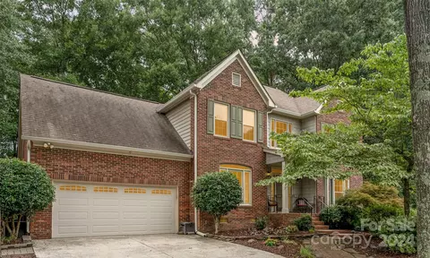 15621 Louth Ct, Huntersville, NC 28078