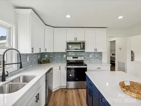 Kitchen - 236 First S St S, Fort Mill, SC 29708 photo 2 of 4