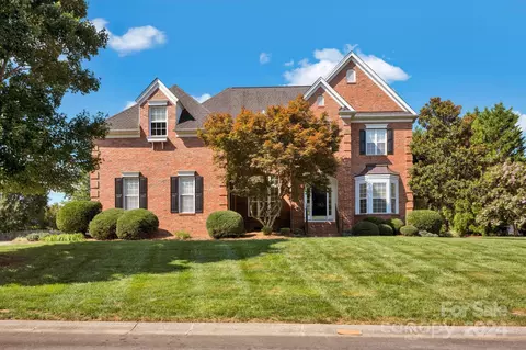 115 Castlestone Ln, Matthews, NC 28104