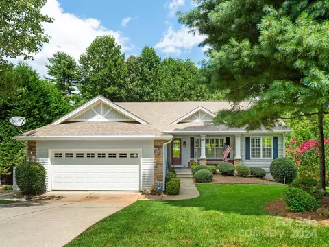 80 Talon Trail Ln, Etowah, NC 28729