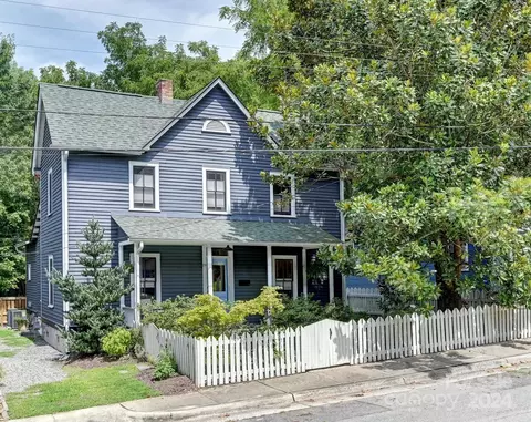 19 Short St, Asheville, NC 28801