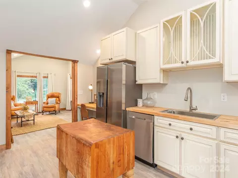 Kitchen - 173 Buds Dr, Clyde, NC 28721 photo 2 of 3