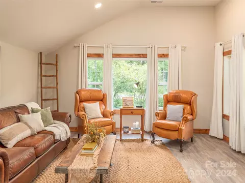 Living - 173 Buds Dr, Clyde, NC 28721 photo 3 of 4