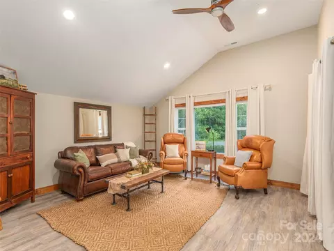 Living - 173 Buds Dr, Clyde, NC 28721 photo 2 of 4