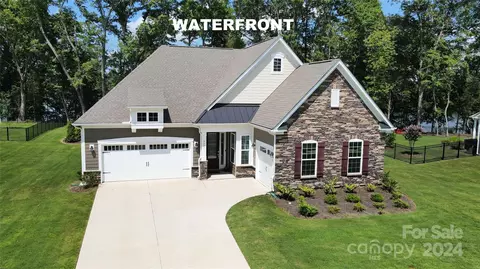5429 Chegall Crossing Way, Mount Holly, NC 28120