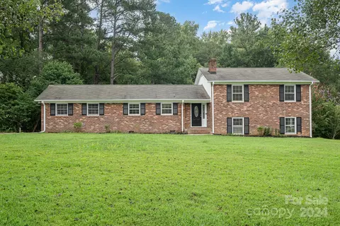 843 Idlewild Dr, Rock Hill, SC 29732