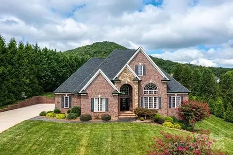 1085 Baker Barn Rd, Hickory, NC 28602