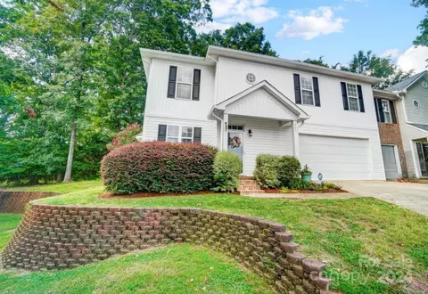 921 Dunes Ct, Fort Mill, SC 29715