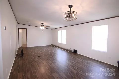 102 Robs Ct, Grover, NC 28073 photo 15