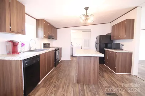102 Robs Ct, Grover, NC 28073 photo 11