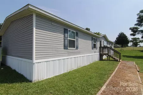 102 Robs Ct, Grover, NC 28073 photo 2