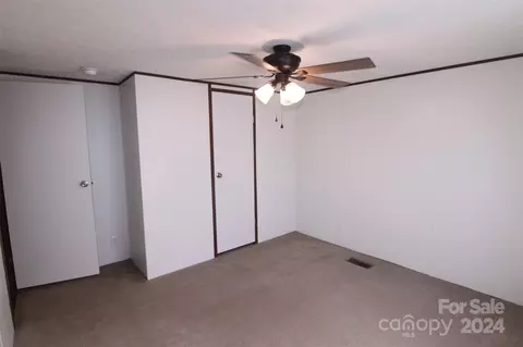 102 Robs Ct, Grover, NC 28073 photo 25