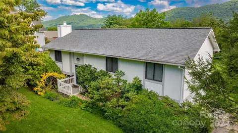 17 White Pine Cir, Fletcher, NC 28732