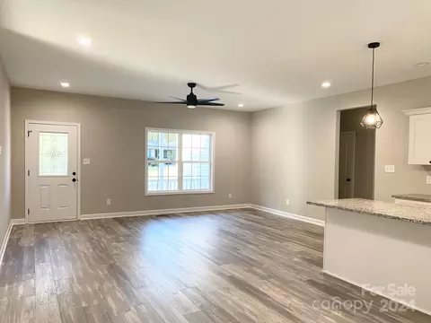2871 Brendale Dr, Lancaster, SC 29720 photo 5