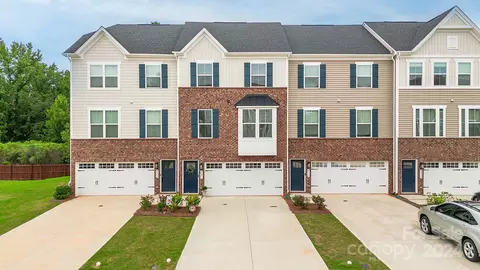2651 Grantham Place Dr, Fort Mill, SC 29715