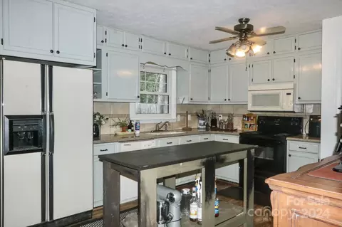 124 Maple Ridge Dr, King, NC 27021 photo 8