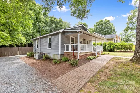Exterior - 607 Deese St, Monroe, NC 28112 photo 6 of 13