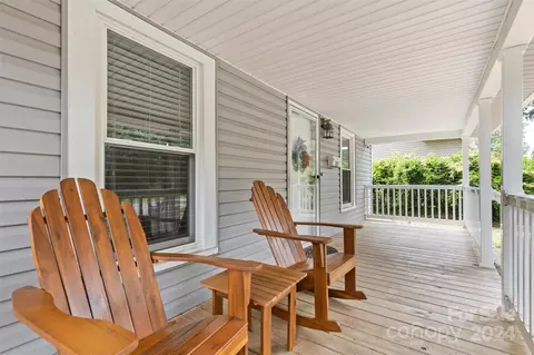 Exterior - 607 Deese St, Monroe, NC 28112 photo 4 of 13