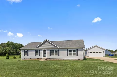 125 Red Cedar Rd, Mooresville, NC 28115
