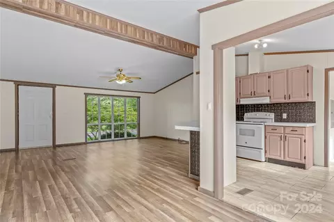 818 Jackson Rd, Fletcher, NC 28732 photo 8