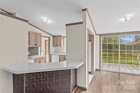 818 Jackson Rd, Fletcher, NC 28732 photo 9