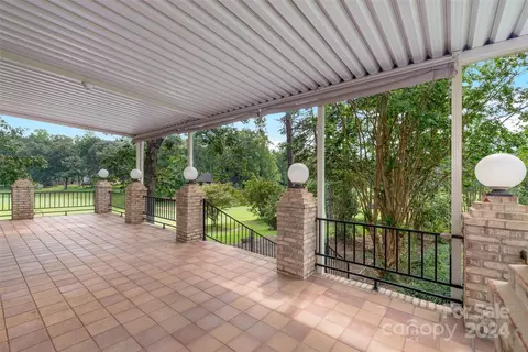 Exterior - 1717 Benjamin Dr, Salisbury, NC 28146 photo 4 of 6