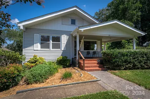 59 Deaverview Rd, Asheville, NC 28806