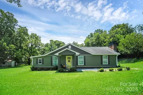 117 W Ohio Ave, Bessemer City, NC 28016