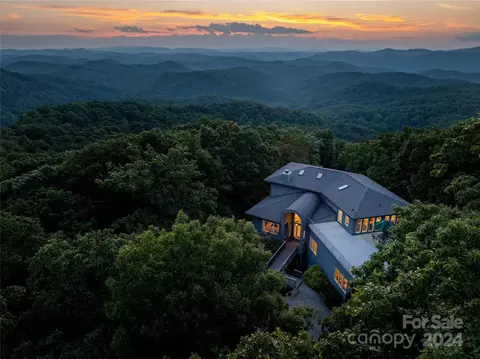 1116 Miller Mountain Rd, Saluda, NC 28773
