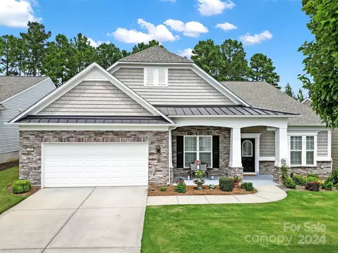 1008 Falling Leaf St, Fort Mill, SC 29707