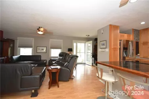 2445 Sloop Rd, Mount Ulla, NC 28125 photo 10