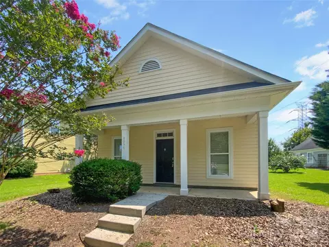 8036 Bud Henderson Rd, Huntersville, NC 28078