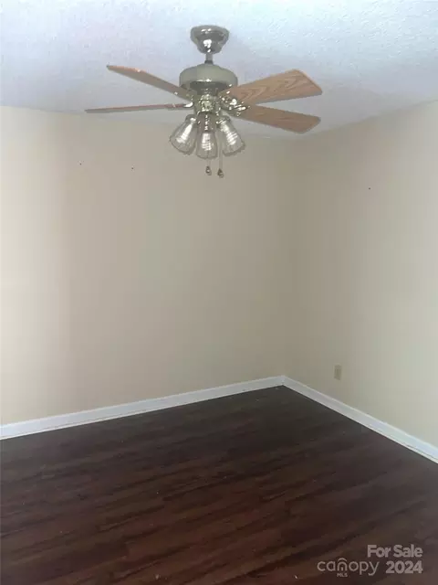 590 Gee Dr, Kannapolis, NC 28081 photo 12