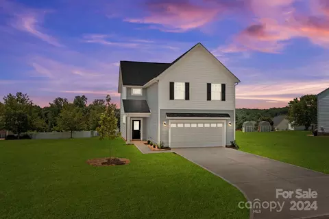 107 Dublin Ct, Statesville, NC 28677