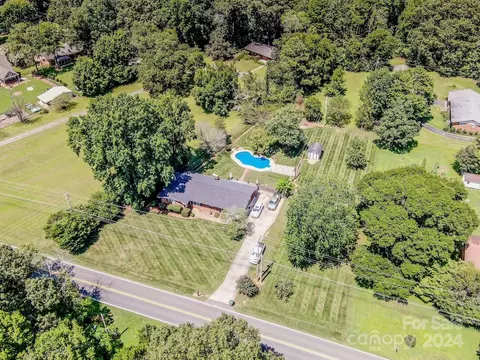 View/Area - 207 Central Heights Dr, Concord, NC 28025 photo 1 of 2