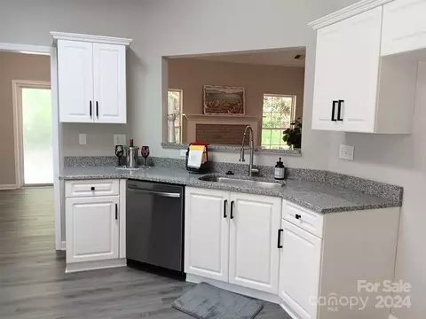7209 Brighton Brook Dr, Charlotte, NC 28212