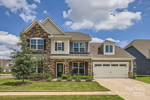 22028 Finworthy Ln, Huntersville, NC 28078