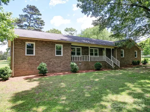 125 Young Farm Rd, Salisbury, NC 28144