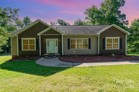 6617 Philadelphia Church Rd, Marshville, NC 28103