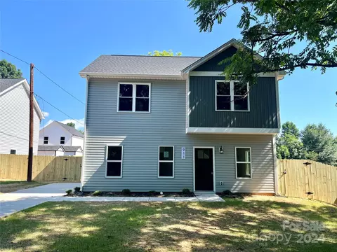 911 Chestnut St, Bessemer City, NC 28016