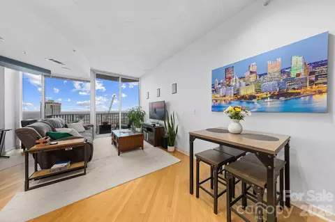 210 N Church 2513 St #2513, Charlotte, NC 28202