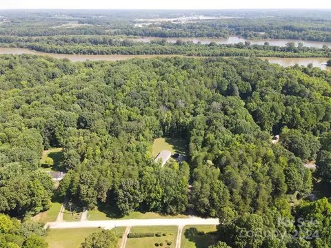 285 Buccaneer Cir, Salisbury, NC 28146 photo 9