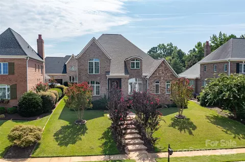 310 Ivy Arbor Cir, Rock Hill, SC 29732