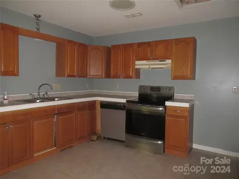 Kitchen - 50 Hawkins Ln, Mill Spring, NC 28756 photo 2 of 4