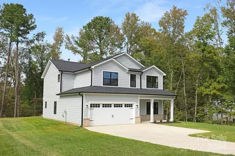 6200 Cambridge Dr, Harrisburg, NC 28075