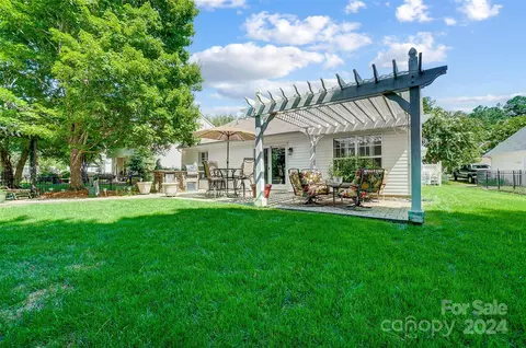 212 Chestnut Ave, Tega Cay, SC 29708 photo 27