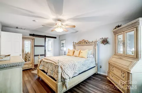 212 Chestnut Ave, Tega Cay, SC 29708 photo 13